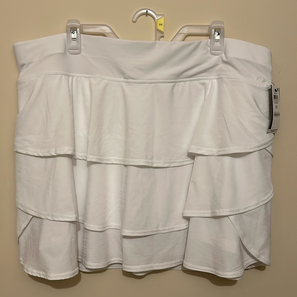 IDEOLOGY white size 2X performance SKORT with built-in pocket, shorts NWT - Picture 1 of 3